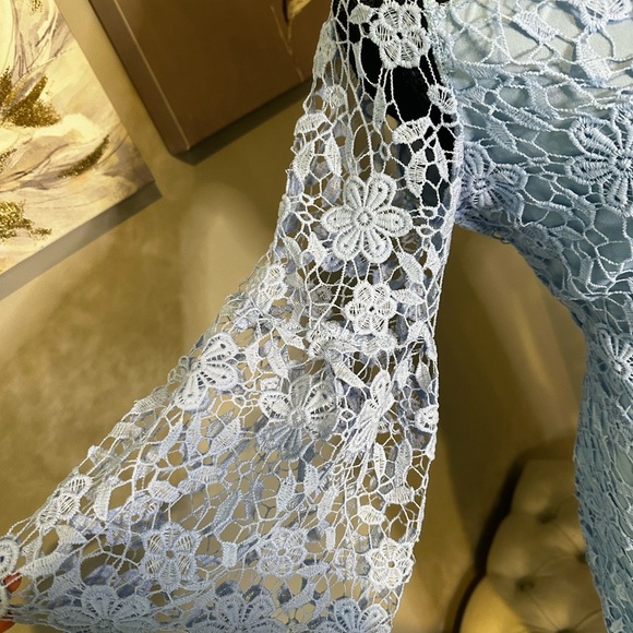 NWT Lace Dress - Picture 3 of 4